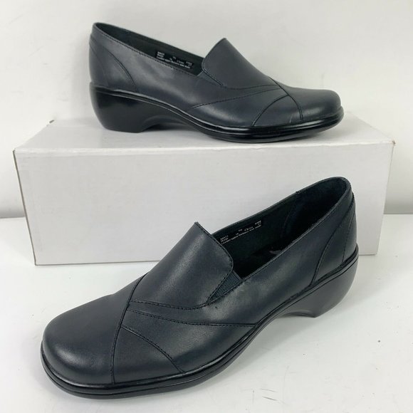 Clarks 84633 Blue Leather Slip On Loafer Wm Sz 7N - Picture 2 of 10